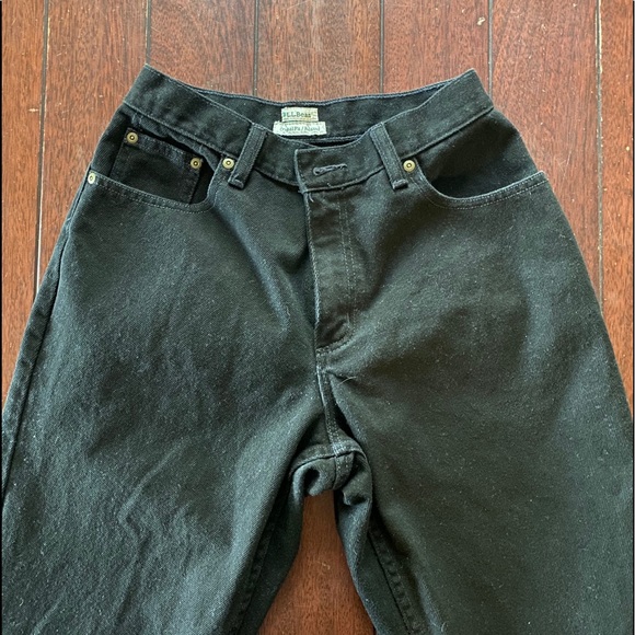 L.L.Bean Original Fit / Relaxed Mom Jeans - Picture 4 of 5